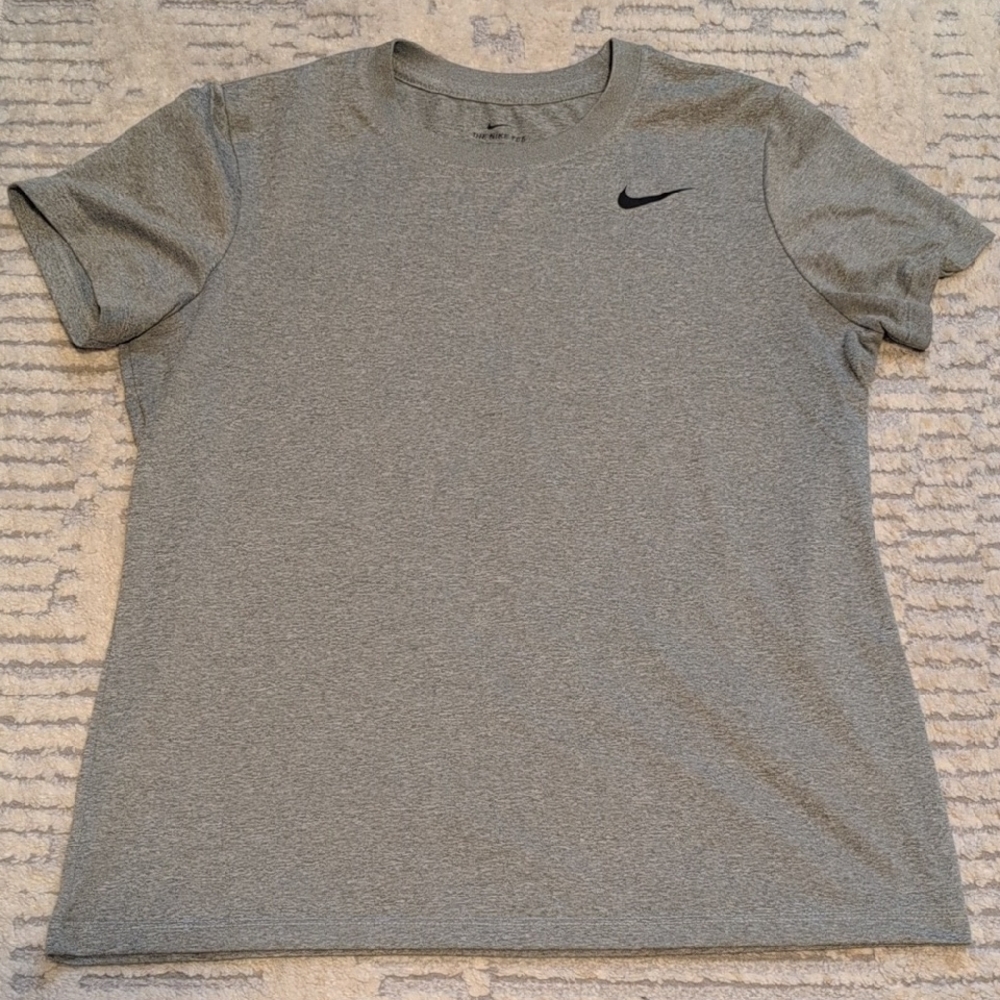 Nike Women's Heather Gray Short Sleeve Dri-Fit Tee